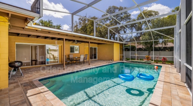 Building Photo - 1483 Glastonberry Rd