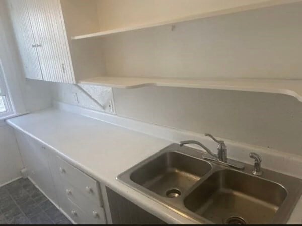 Building Photo - 47 Sterling St