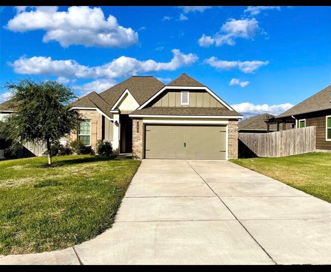 Building Photo - 122 Green Haven Dr