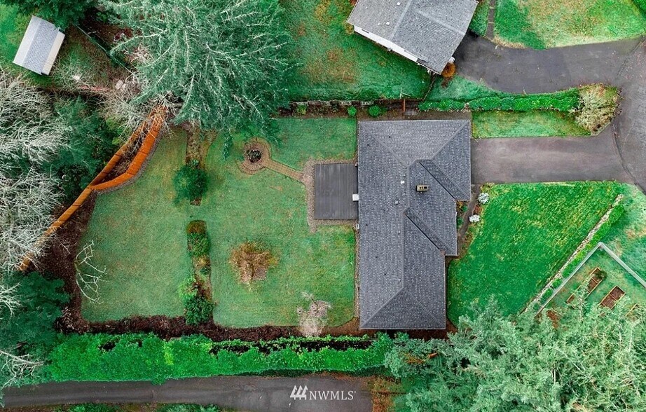 Building Photo - 9819 Willowood Pl SW