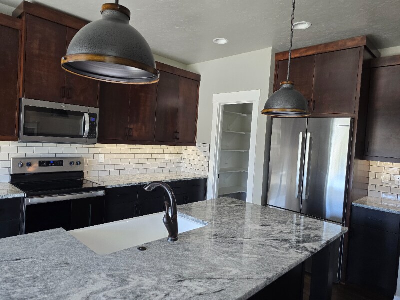 Building Photo - 5951 W Riva Capri St