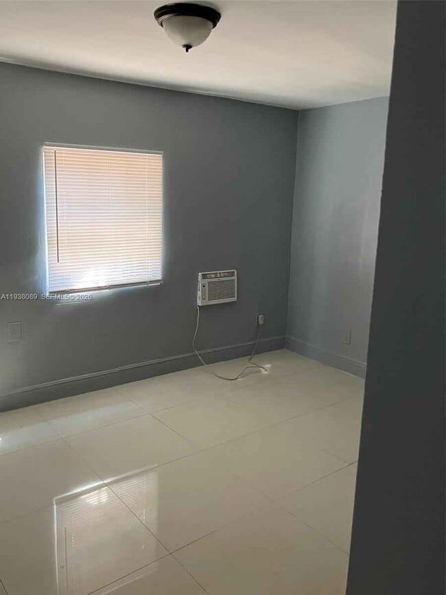 Building Photo - 2226 NW 98th St