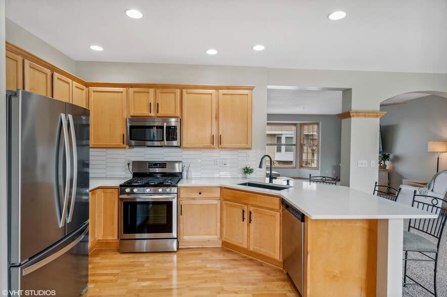 Building Photo - 977 Fairfield Ct