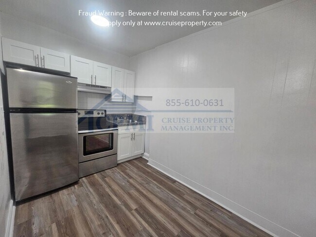 Interior Photo - 3000 NW 5th Ave