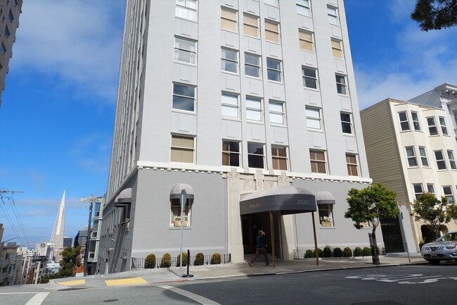 Building Photo - 1250 Jones St