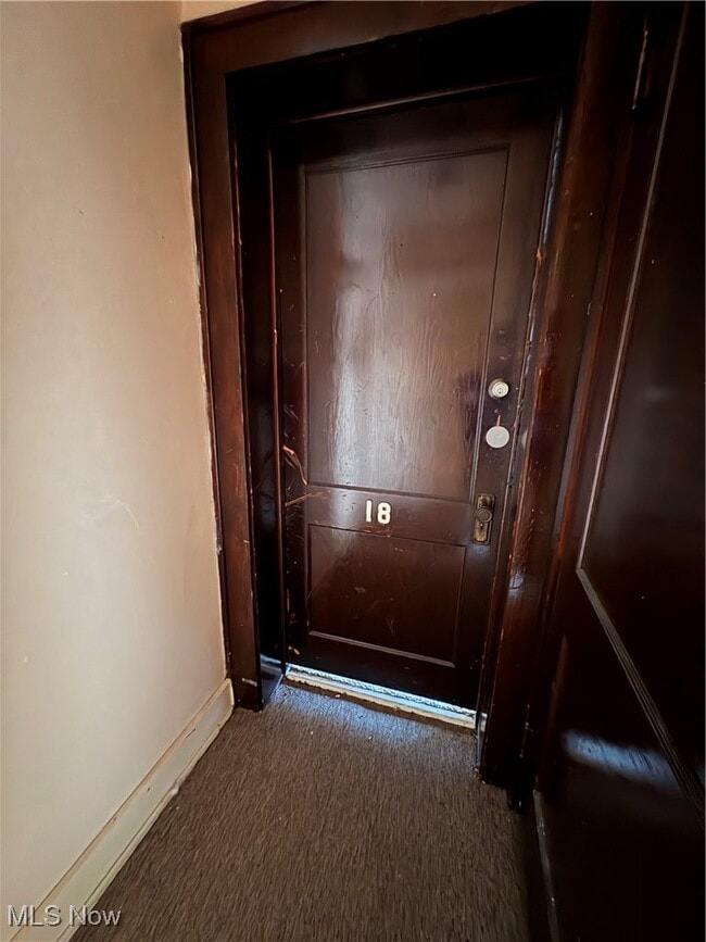 Building Photo - 18 N Richview Ave