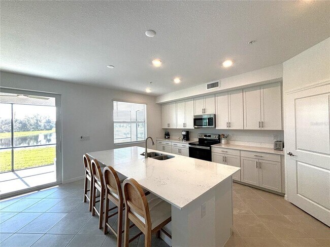 Building Photo - 17620 Boracay Ct