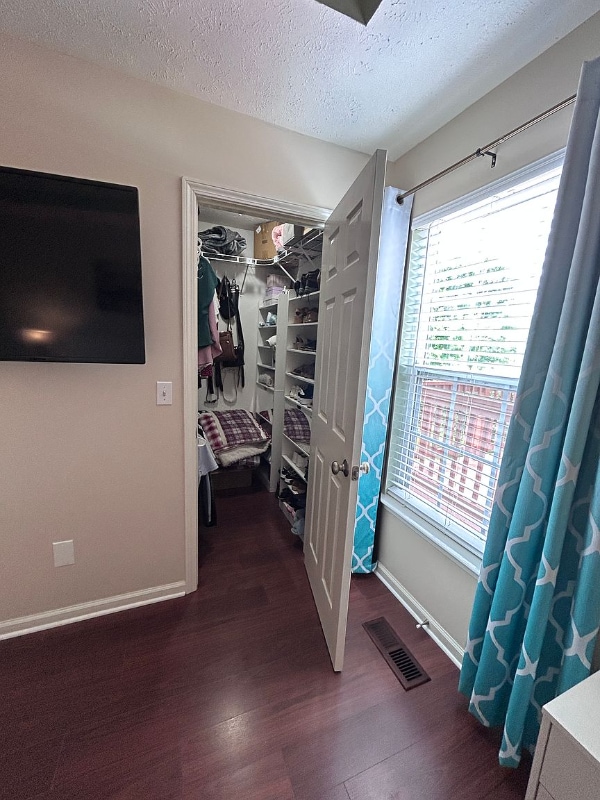 Building Photo - 1030 Woodland Dr