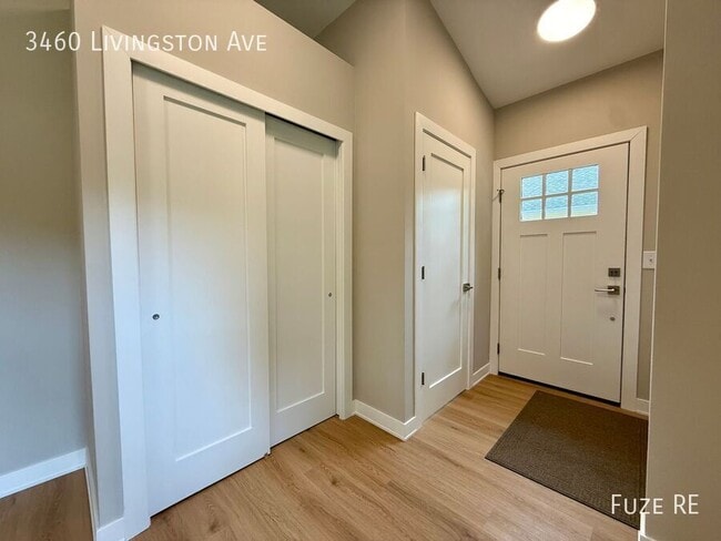 Building Photo - 3460 Livingston Ave
