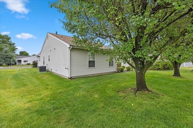 Building Photo - 408 Elderberry Ct