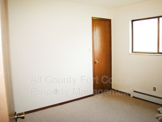 Building Photo - 421 Mulberry Dr