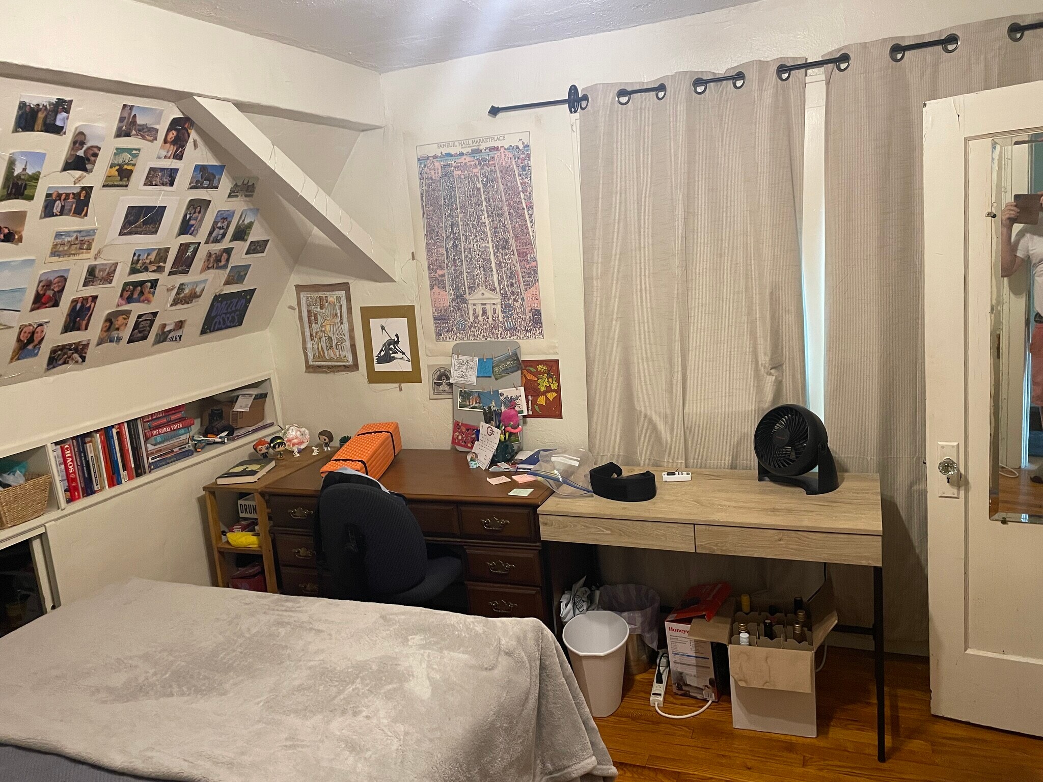 Windows, desk air conditioner - 117 Linden Ave