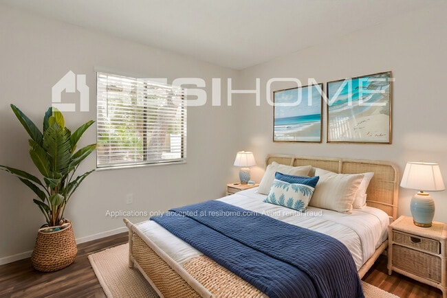 Building Photo - 2567 Newmark Dr