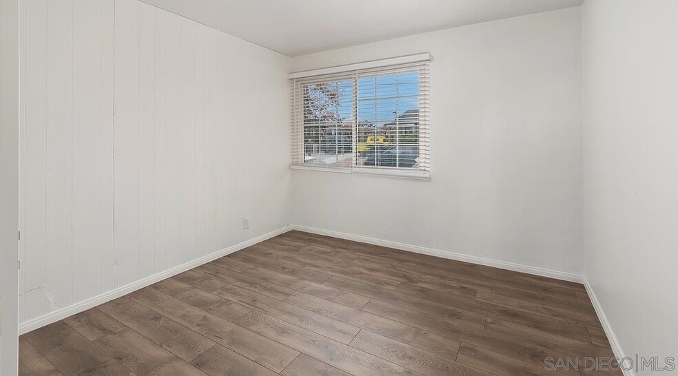 Bedroom - 7437 Hyatt St