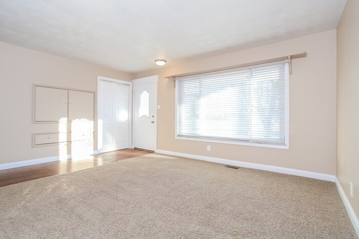 Building Photo - 6370 Sherman Terrace Rd