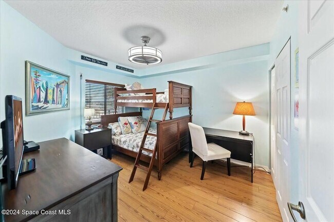 Building Photo - 925 Jimmy Buffett Mem Hwy