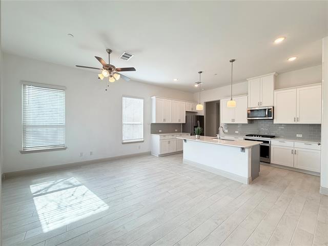 Building Photo - 10575 Anna Island Dr