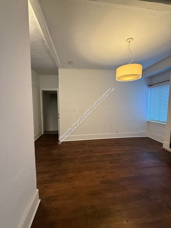 Building Photo - 1806 Filbert St