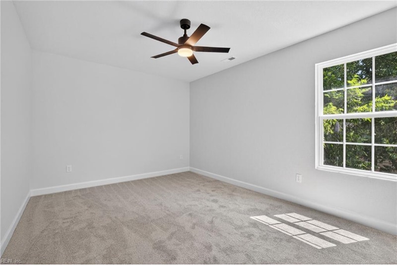 Building Photo - 701 W 29th St