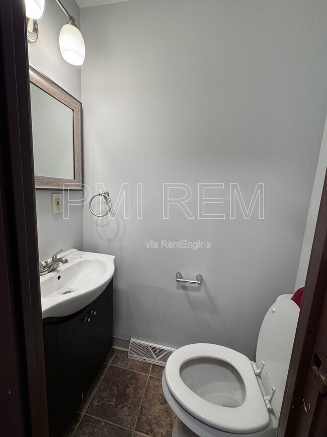 Building Photo - 2803 Kipling Ave NW