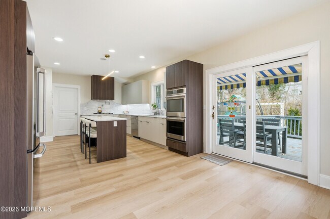 Building Photo - 14 Norwood Ct