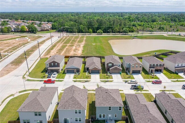 Building Photo - 10138 California Lily Ln