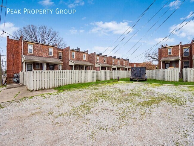 Building Photo - 1236 S Washington Ave