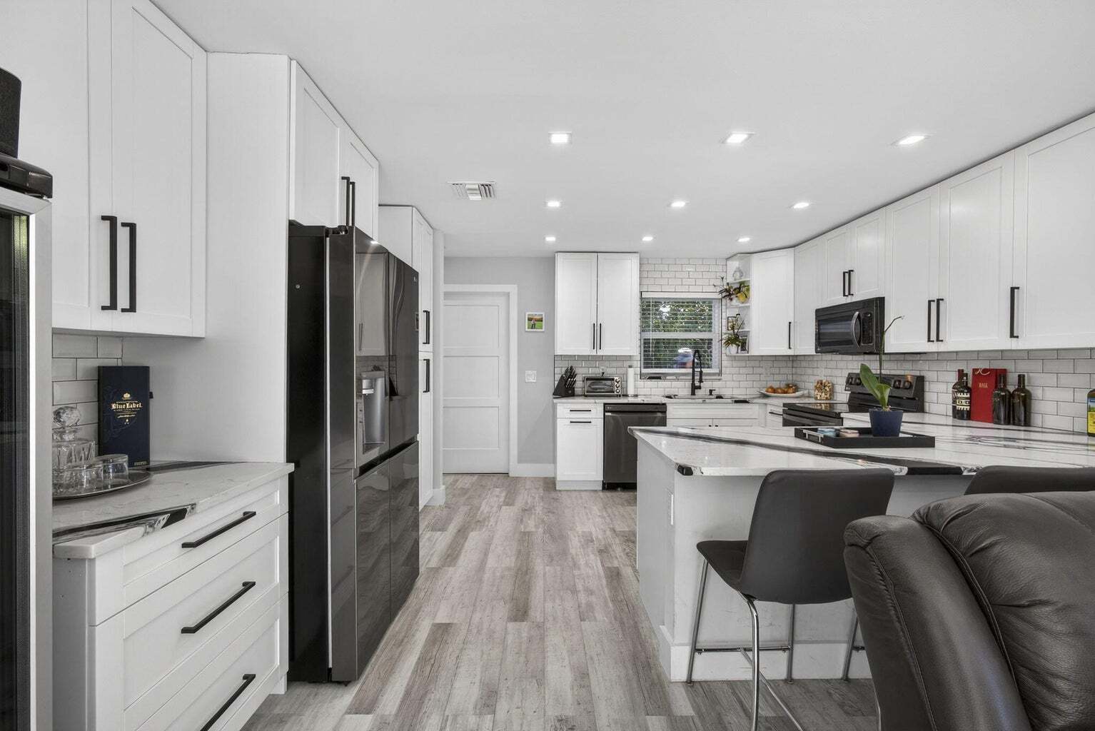 Building Photo - 2388 S Wallen Dr