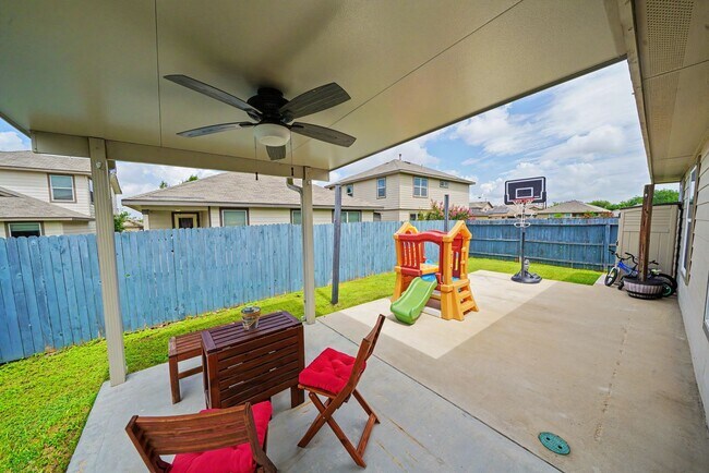 Building Photo - Spacious 4-Bedroom Retreat in Desirable Miller Ranch - Realtor Commission: $500