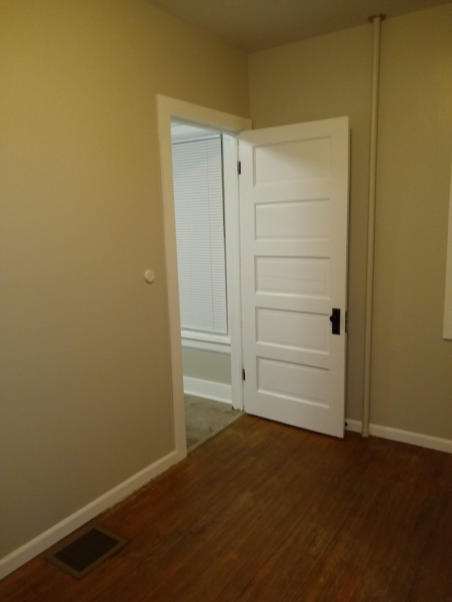 Master bedroom - 19 Sheffield Ave