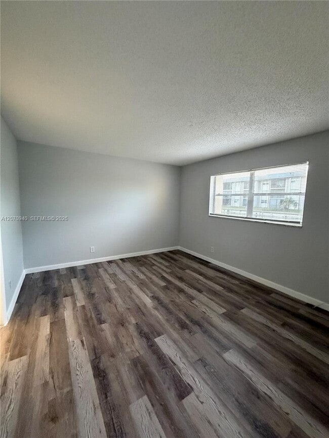 Building Photo - 7925 S Colony Cir