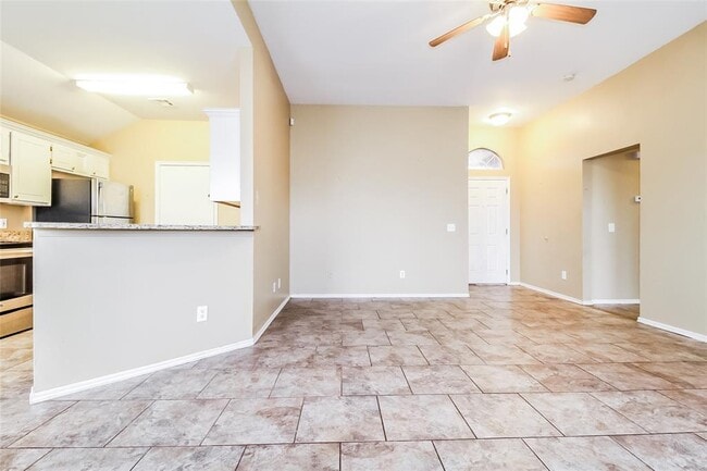 Building Photo - 2916 SE 97th St