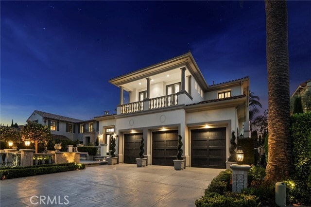 Building Photo - 7 Vista Luci