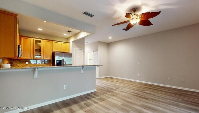 Building Photo - 5881 Moonstone Ct
