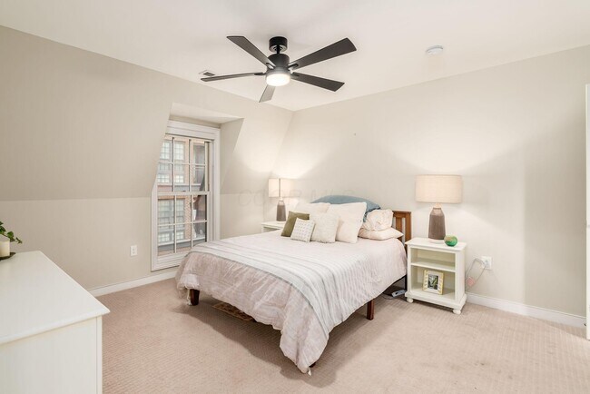 Building Photo - 100 Normandy Ave