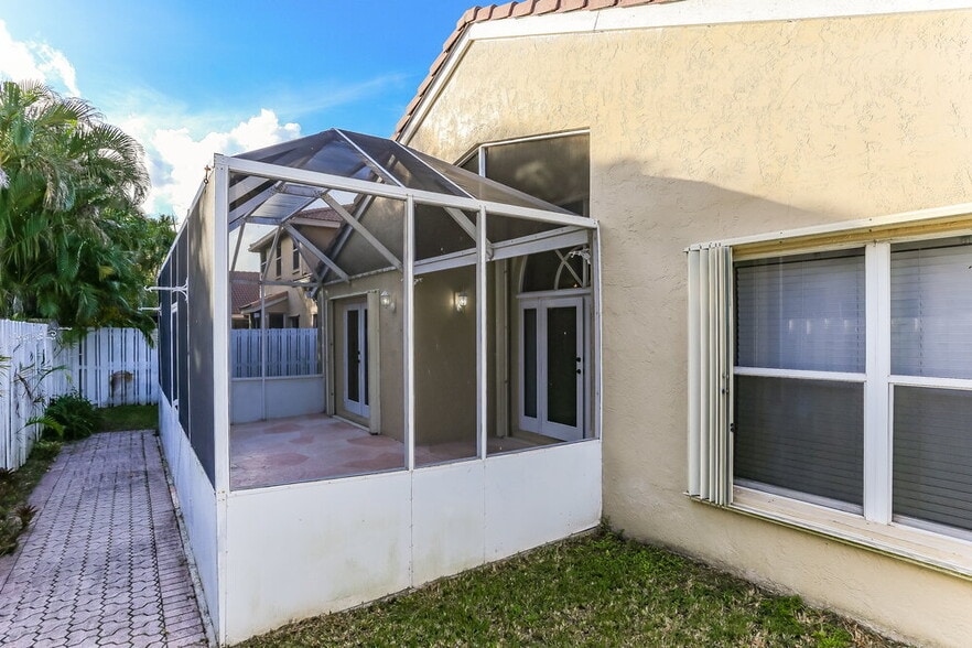Building Photo - 18244 NW 21st St