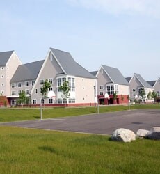 Building Photo - University Heights South