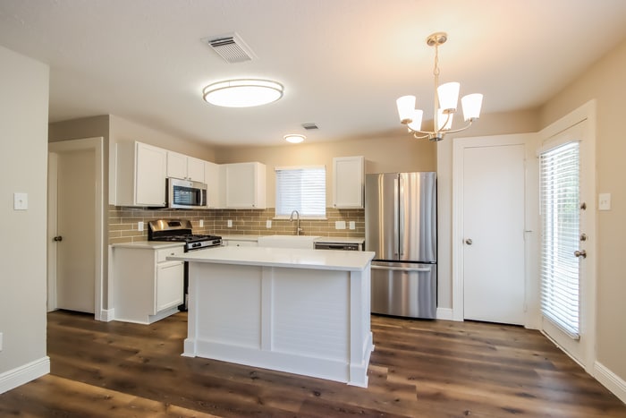 Building Photo - 21928 New Forest