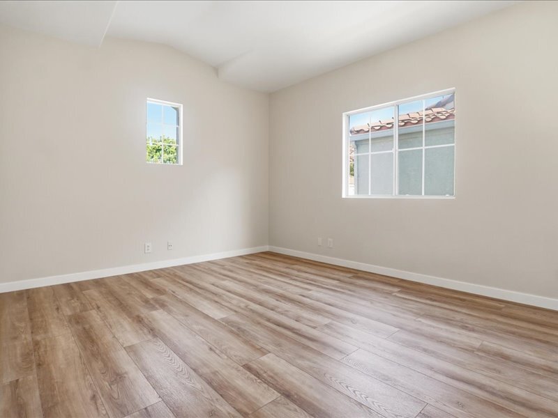 Building Photo - 356 Carrione Ct