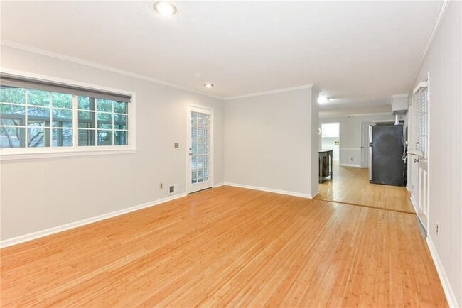 Building Photo - 5748 Jordanaire Pl NW