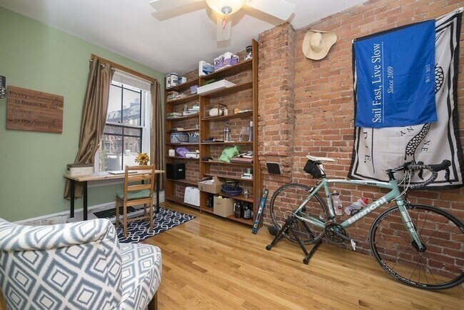 Building Photo - 592 Columbus Ave