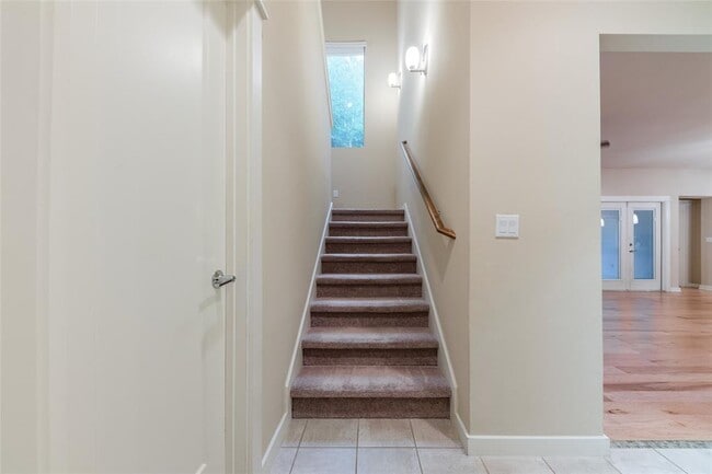 Building Photo - 4406 Banister Ln