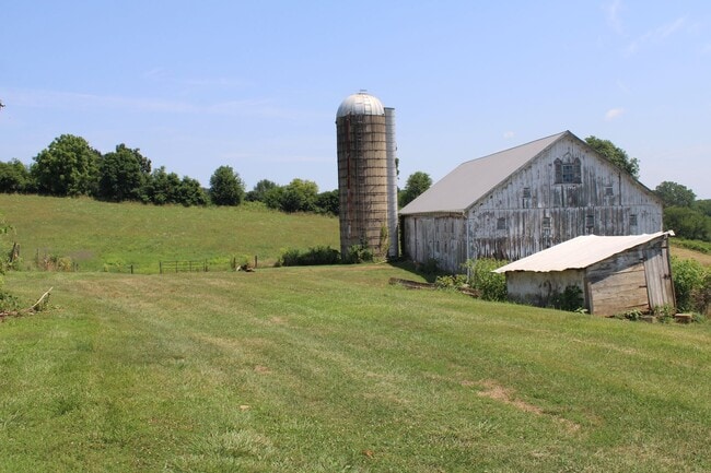Building Photo - Classic Farmhouse with Country Appeal