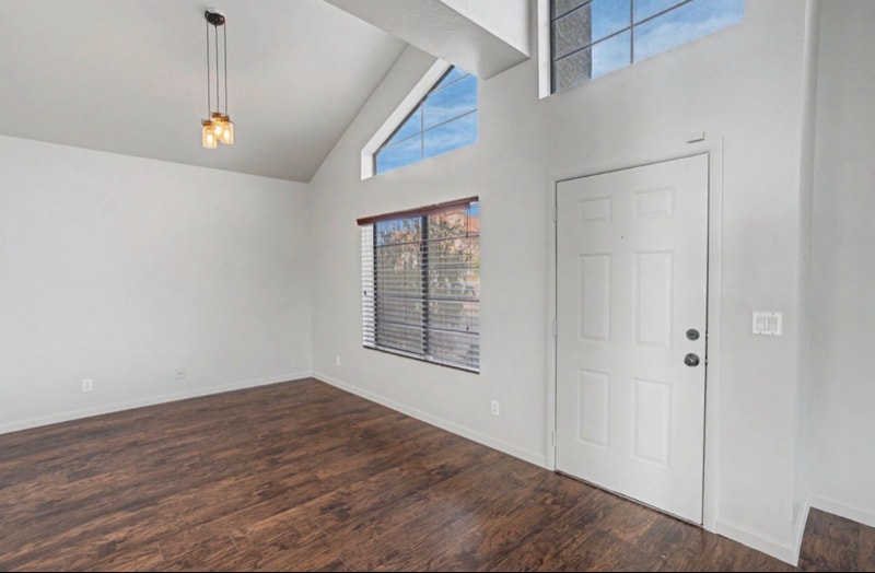 Building Photo - 1314 N Brittany Ln