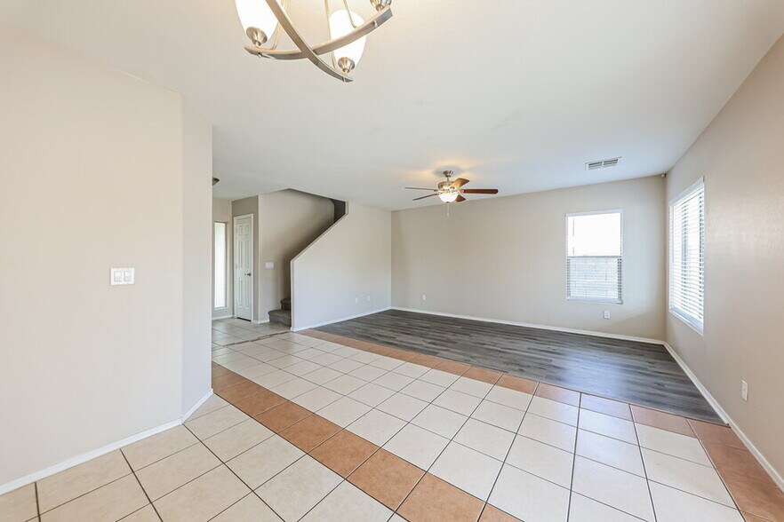 Building Photo - 591 S 167th Dr