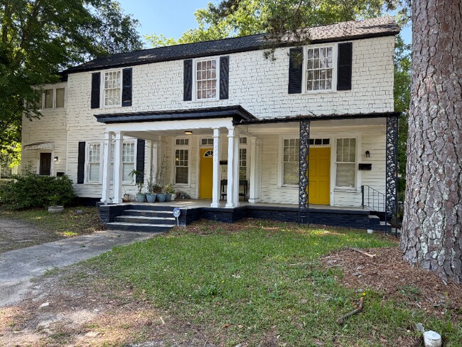 Building Photo - 2722 Hillcrest Ave