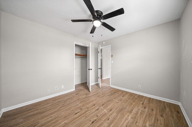 Building Photo - 111 Tandy Dr