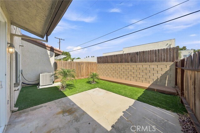 Building Photo - 6461 Casa Verde Dr