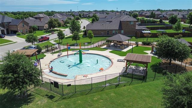 Building Photo - 1402 Palasades Ct