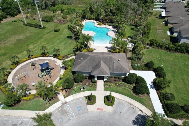 Building Photo - Annual 4 bed/2 bath Single Family Home